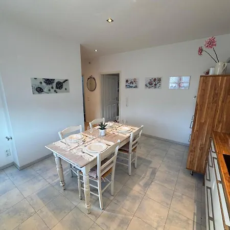 Apartment Ausgestattet 3,5 Zimmerwohnung In Ge-hessler Gelsenkirchen