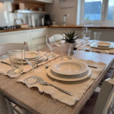 Ausgestattet 3,5 Zimmerwohnung In Ge-hessler * Gelsenkirchen