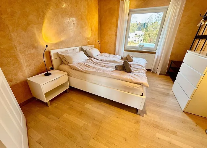 Ausgestattet 3,5 Zimmerwohnung In Ge-hessler * Gelsenkirchen