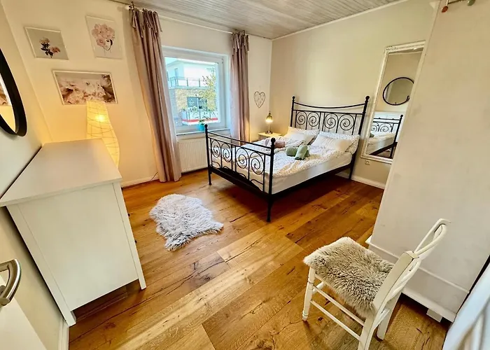 Ausgestattet 3,5 Zimmerwohnung In Ge-hessler * Gelsenkirchen